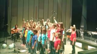 Spectacle Ecole de Castetarbe du 28 mai 2015 aux musicales
