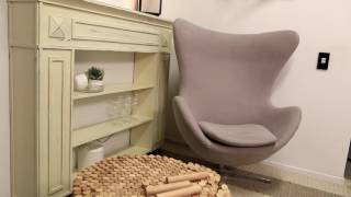 Кресло Egg в шоу-руме дизайнерской мебели, света и декора Cosmorelax на Менделеевской