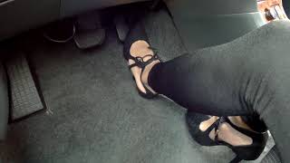 girl iove revving the car ~~~~
