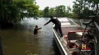 Clip - ax.men.s05e01.hdtv.xvid-momentum - Segment1