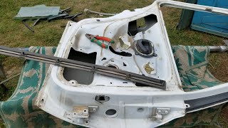 №7 Peugeot 406 2.0 HDi. Разбираем заднюю пассажирскую дверь.