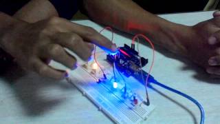 Arduino Traffic Light Simulation with a Pedestrian Crossing Button