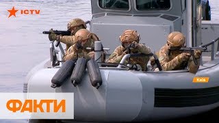 Освободить и обезвредить: учения пограничников на катерах Safe Boat