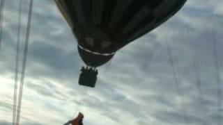 Jump with paraglider - Прыжок с парапланом