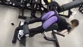 Милена Чижова качает попу / Milena Chizhova качает попу