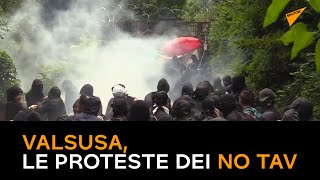 Valsusa, le proteste dei No Tav contro l'alta velocità Torino-Lione
