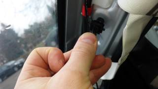 демонтаж декоративной облицовки боковой панели rav4
