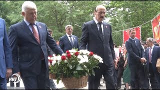 Глава Дагестана спел песни военных лет