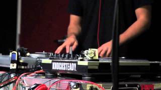 DJ ZO VS DRUMMER
