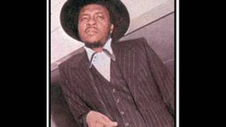 Ronnie Davis - Jah Jah Jahovah
