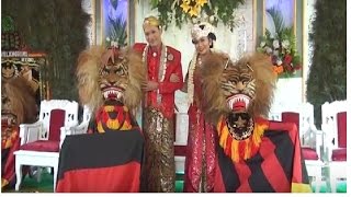 mbah wondo&wandi kucingan jabat tangan dgn manten bikin nangis/merinding terharu