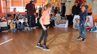 Hip-Hop Begginer Battle Martyna vs Nojus Halloween Šokių Kovos 2014.10.26
