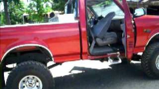 Lifted Ford 4x4 F150 XLT 1996 - 5.0 302 V8 ( 9 in lift ) (35x13.5x15 Toyo M/T's)