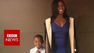 Single mum at uni: 'You can do both' - BBC News