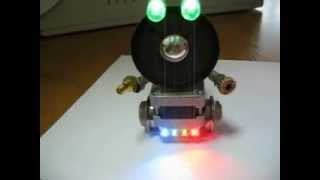 Самодельный робот: Robot Speaker Bot