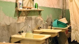 В Москве жителей коммуналок выкидывают на улицу / A24