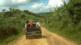 Estrada de terra , em orobo (pé)