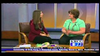 Learning about the King cake with Lanette Kielbasa