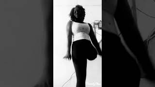 Amputee girl dance to kurl songs ft Ebony "feeling"