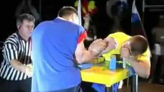 Осетинский Тигер Дзамболат Цориев vs Иванов  Armwrestling