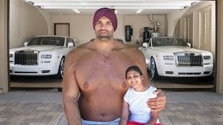 REGARDEZ COMMENT VIT THE GREAT KALI L'HOMME LE PLUS GRAND DU MONDE ! I JERICHO