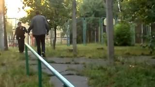 Бійка року: велетень проти міліціонерів