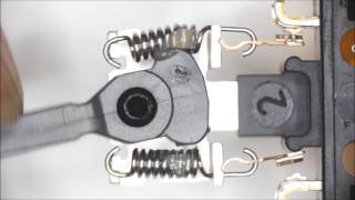 snap-action micro switch mechanism
