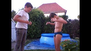 PRANK - JE POUSSE NIN☆GARCIA DANS LA PISCINE
