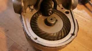 Угловая шлифмашина DeWalt D28134