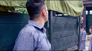 國軍隊長終於找到機會從監獄逃跑，先乘汽車，再坐火車，卻在最後關頭功虧一簣！