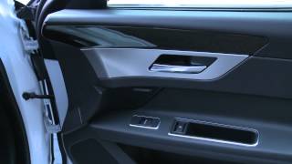 Nuova Jaguar XF: uno sguardo all'interno della filante berlina