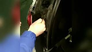 Замена лампочки стоп - сигнала на Ford Kuga 2010г