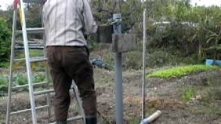 手作り井戸掘り器の使い方-1
