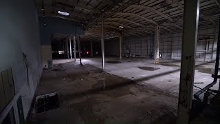 Abandoned Car Factory  SEARCHING CARS LEFT BEHIND