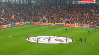 Amigo İsmail oğlu Rıza Kocaoğlu ile Göztepe Gürsel Aksel Stadı'nda ilk üçlüyü çektirdi..