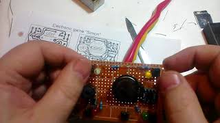 Саймон - игра для тренировки памяти, на Attiny13