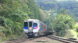 土讃線新改駅／列車交換