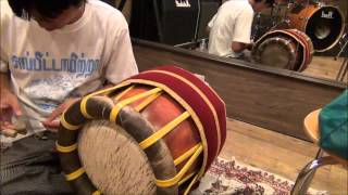 How to play the thavil, 1 "Ta Di Tom Nam"