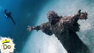 8 Underwater Discoveries That Changed Everything