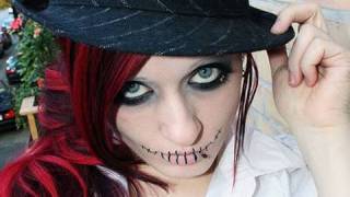 Asu vs. Mrs.Elch STYLE BATTLE II - HALLOWEEN (skull make-up) pt.1