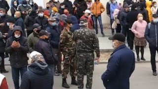 Митинг перед зданием Конституционного суда в Кишиневе - день третий