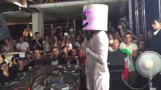 Marshmello Closing Set Plays "Keep It Mello" @ Setai Garden - 24th July 2016