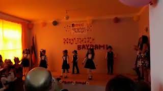 75 nömreli mektebin 1k sinif șagirdlerinin" mambo" reqsi