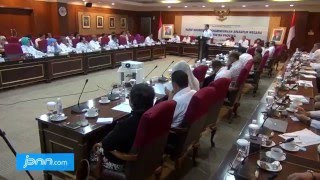 PNS Lulusan SMA Terancam Dipensiunkan