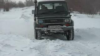 Ленд Крузер 80,  в снегу