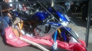 ‘Đập thùng’ Yamaha YZF-R1 2015 tại Việt Nam