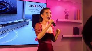 มาฟังเสียงเพราะๆ ของลิเดีย ศรัณย์รัชต์ นักร้องสาวคนเก่งผู้อยู่เบื้องหลังหน้ากากซูโม่...