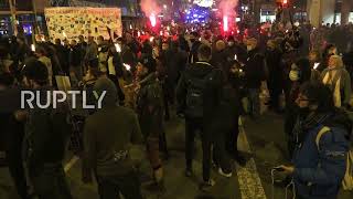 Spain: Hundreds March with torches in Barcelona for political prisoners amnesty