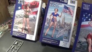 1/24 Master Box Pin Up Series Girls model kit review