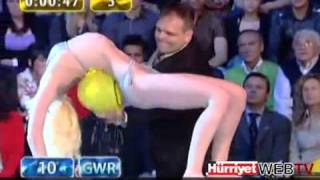 Very Flexible Women